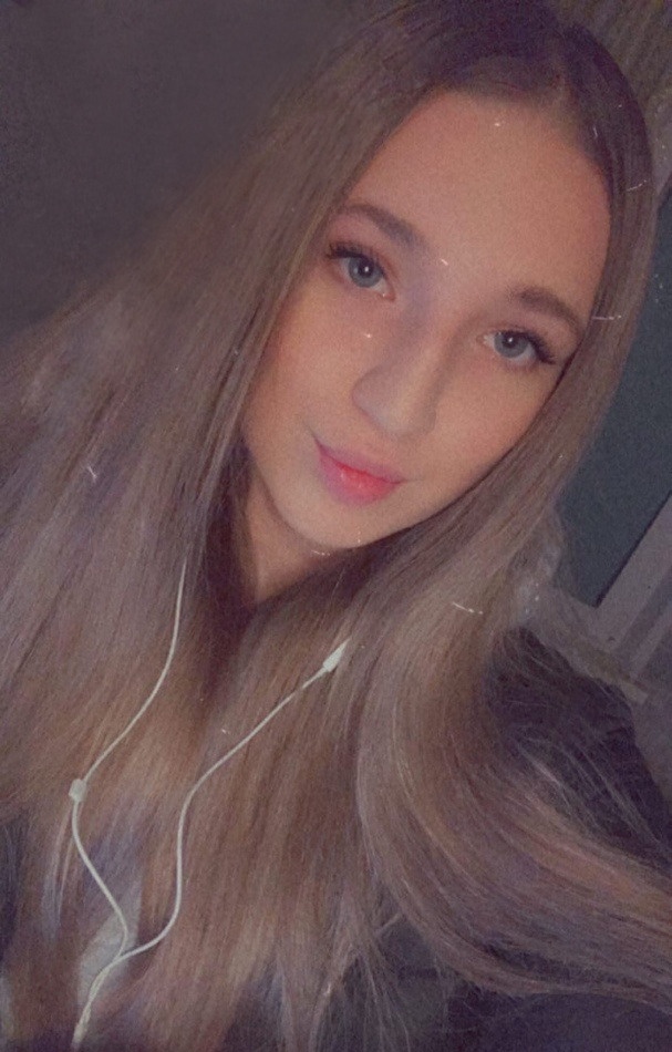 Ольга привлекальеная девушка из Дебальцева цена от 3500 руб