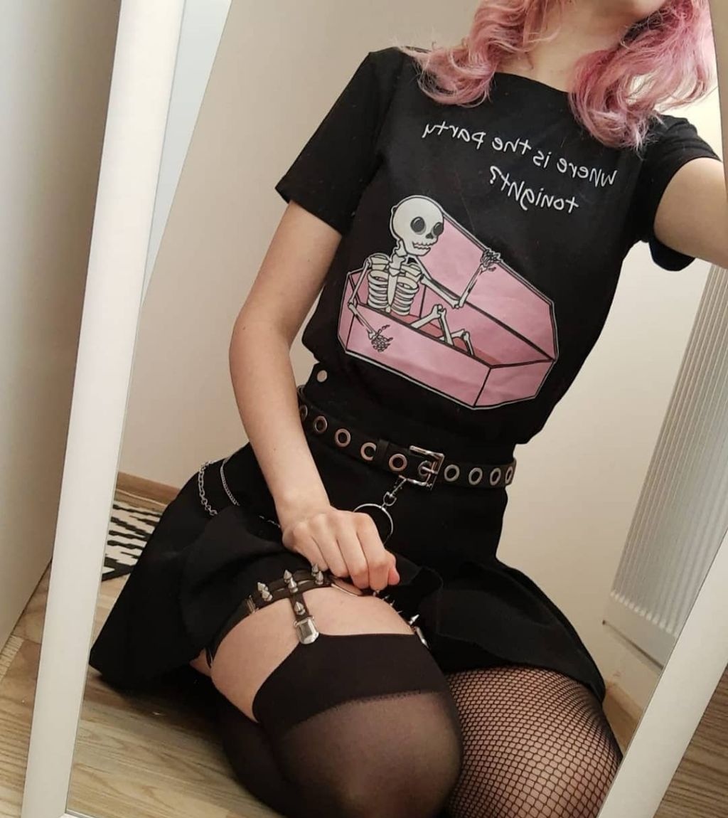 Светлана привлекальеная девушка из Дебальцева цена от 4000 руб