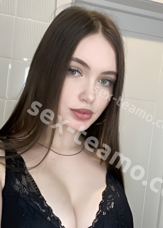 Оксана привлекательная девушка из Дебальцева цена от 1500 руб