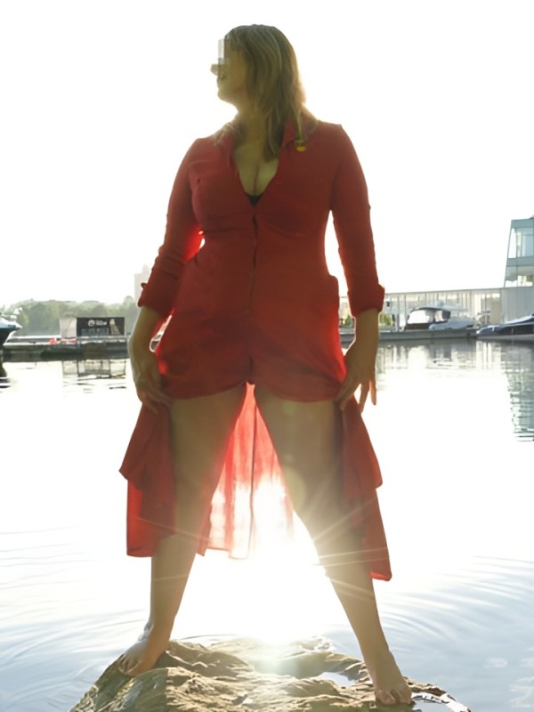 Летиция привлекательная девушка из Дебальцева цена от 2000 руб